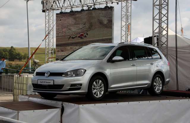 Kezdettől ára alatt adják - itthon az új Volkswagen Golf Variant