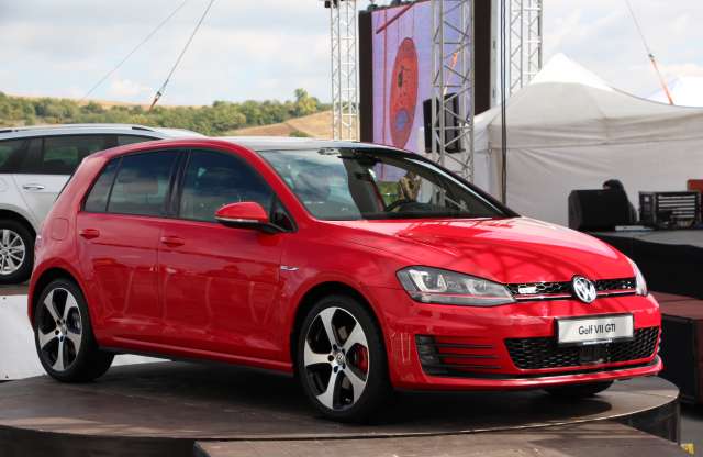 Itthon a hetedik Volkswagen Golf GTI - az alapár duplájáért
