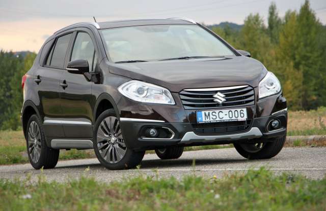 Jó autó, de... Suzuki SX4 S-Cross teszt