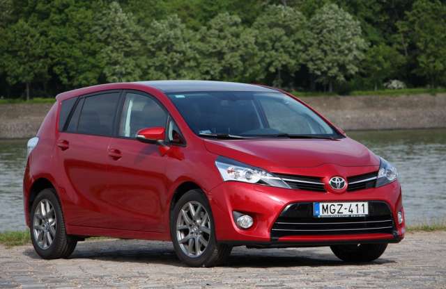 Itt az első Toyota BMW dízelmotorral