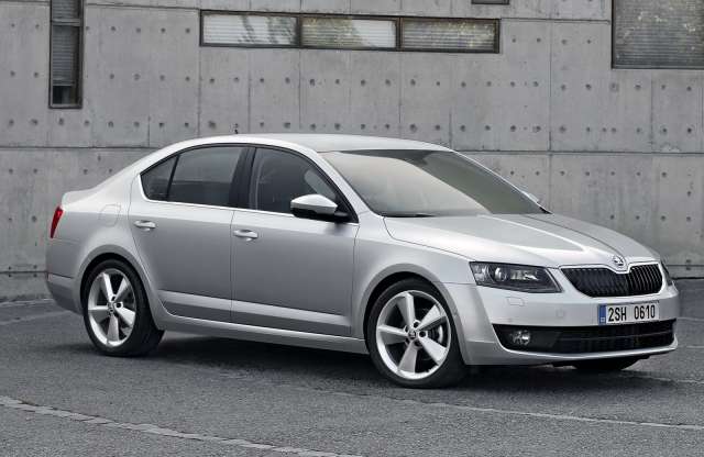 Genfre jöhet a Skoda Octavia CC