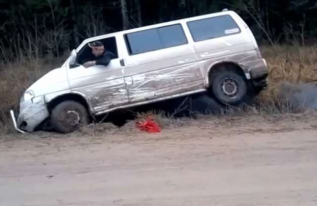 Így lehet tönkretenni egy Volkswagen Transportert