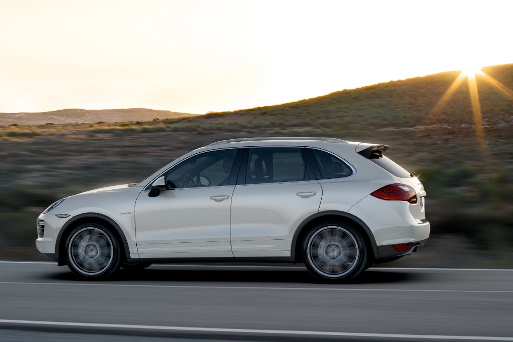 PORSCHE CAYENNE