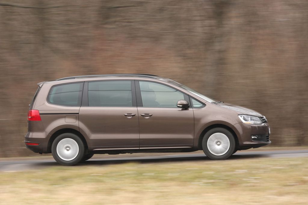 VOLKSWAGEN SHARAN