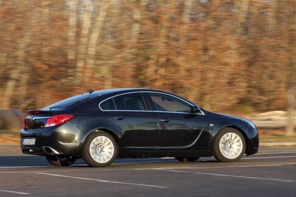 OPEL INSIGNIA