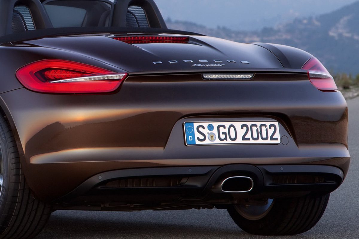 PORSCHE