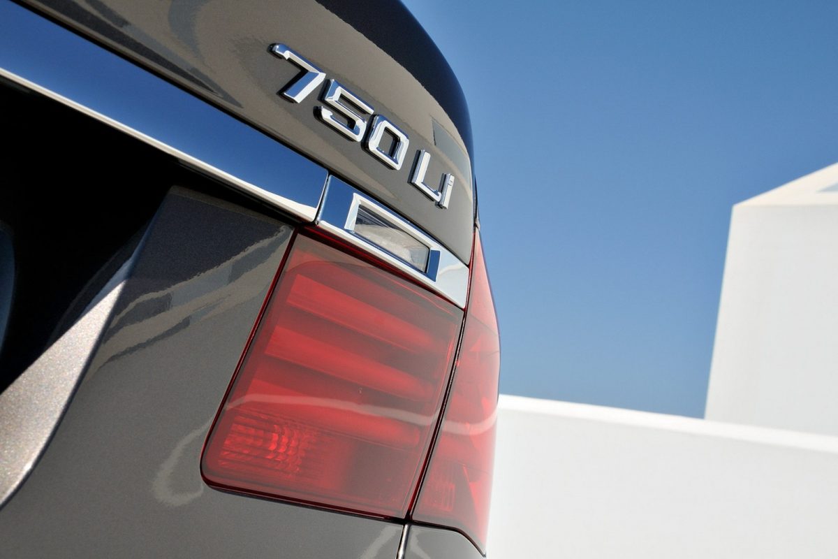 BMW 7-ES SOROZAT