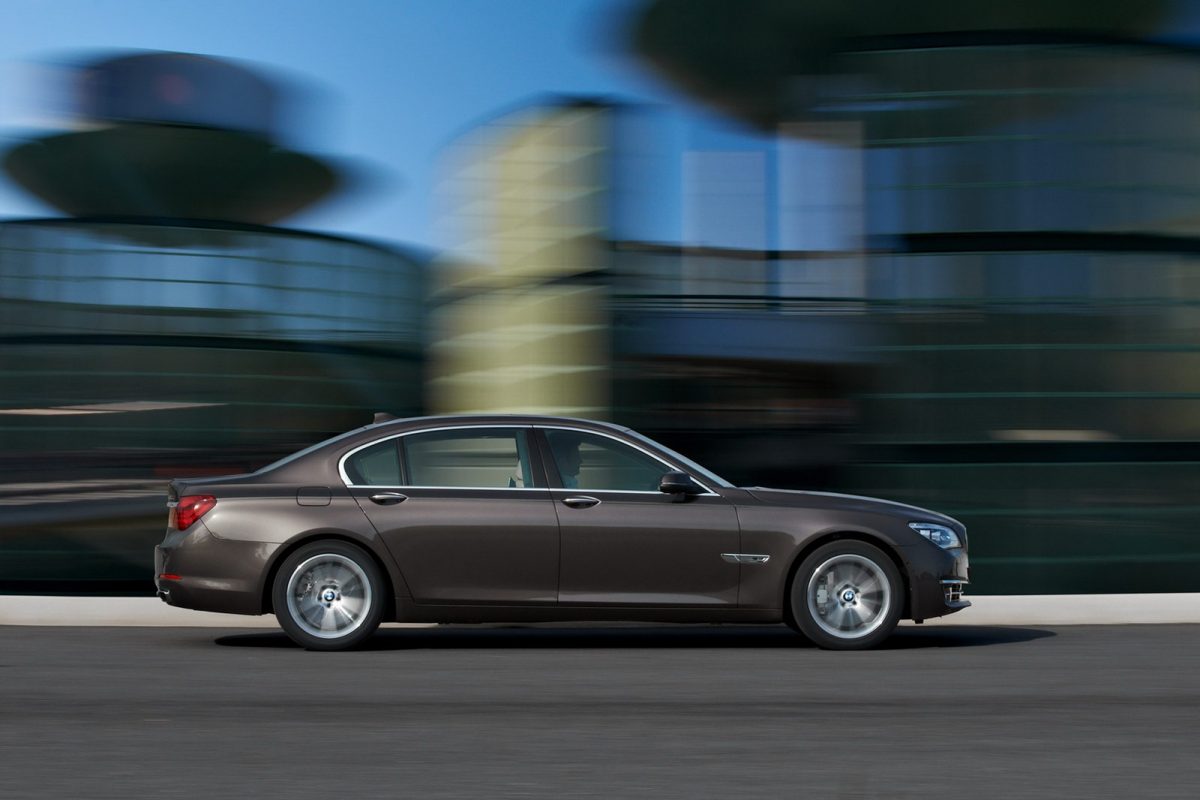 BMW 7-ES SOROZAT