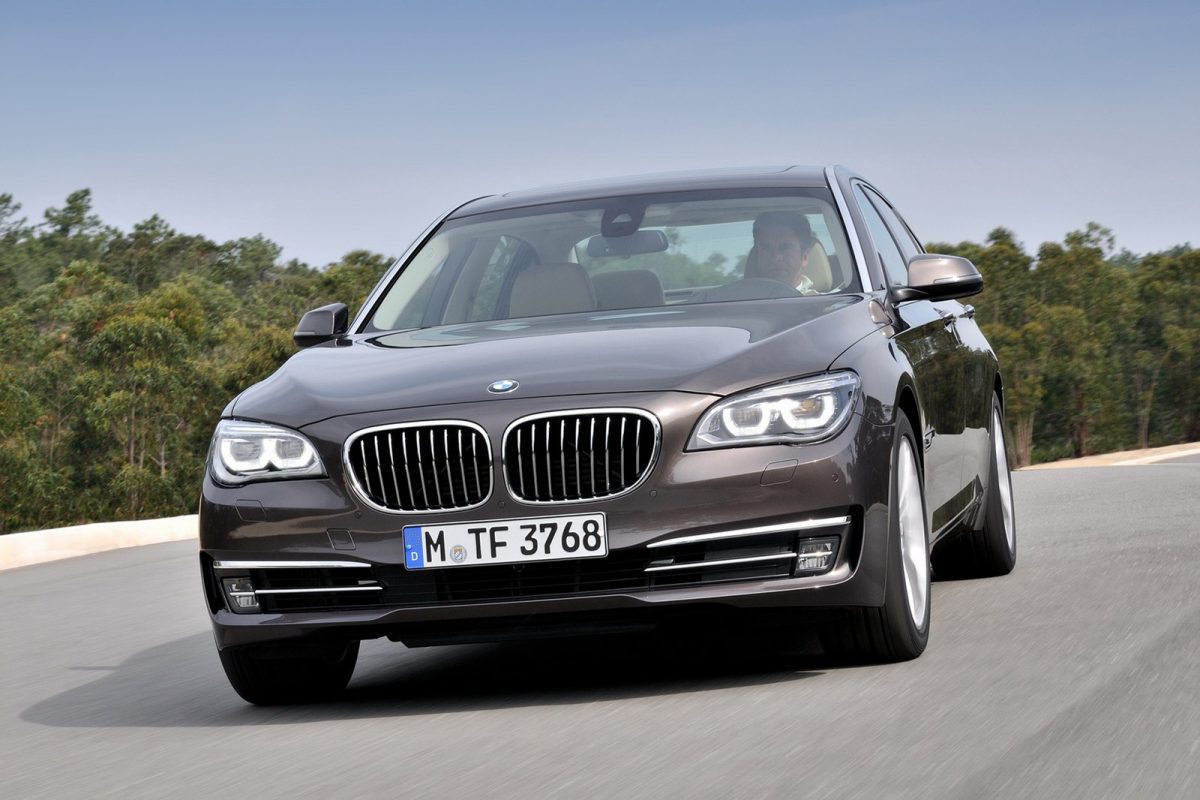 BMW 7-ES SOROZAT
