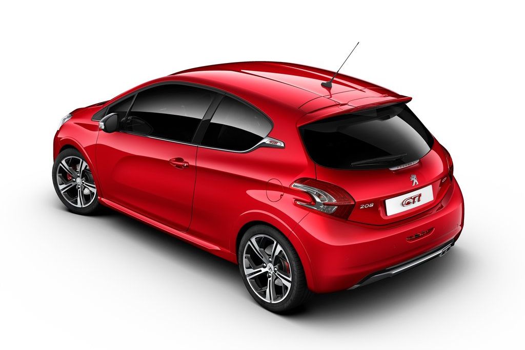 PEUGEOT 208