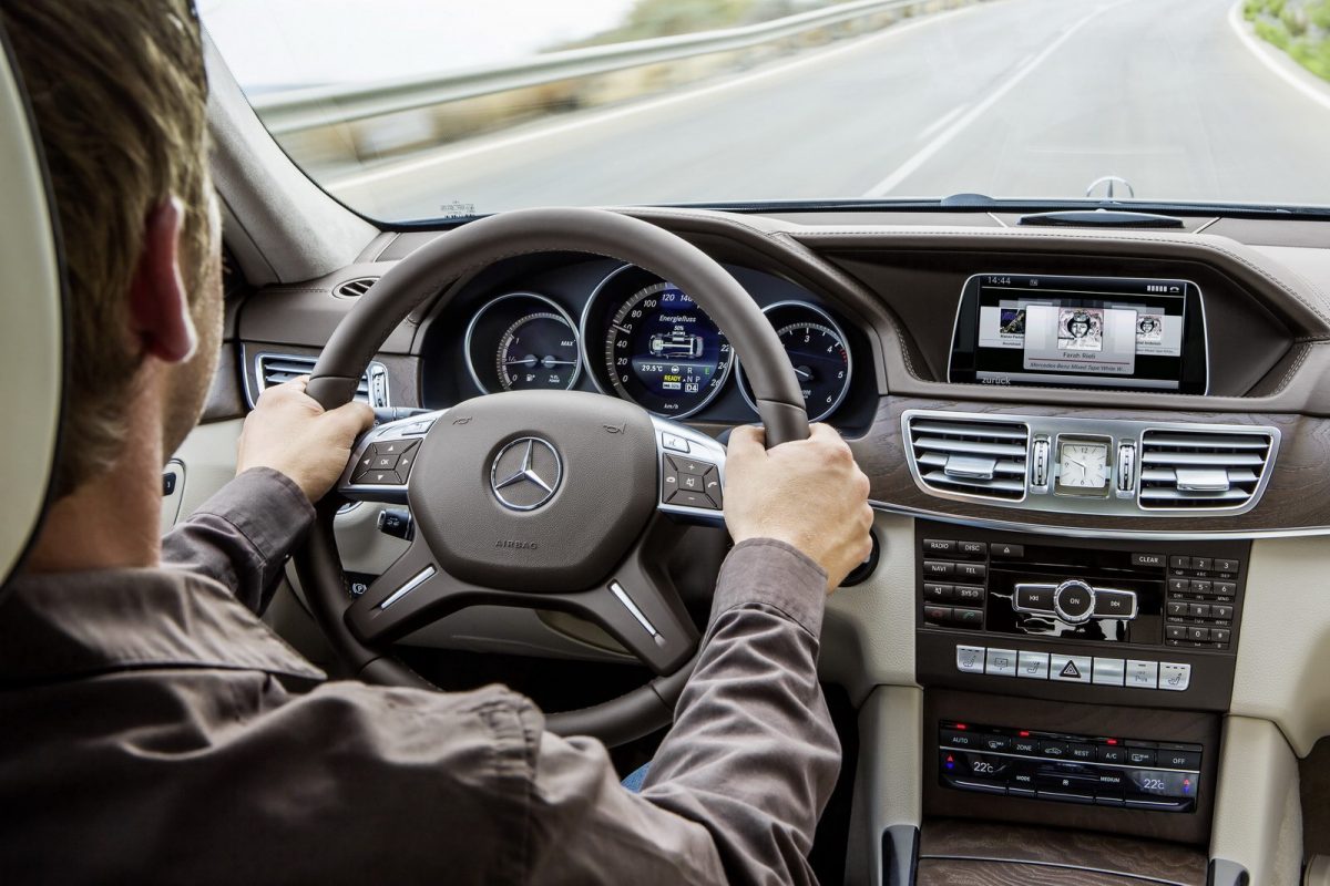 MERCEDES-BENZ
