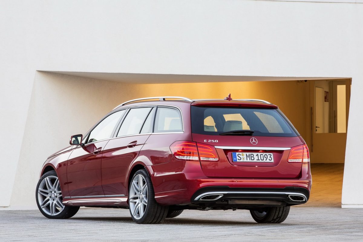 MERCEDES-BENZ