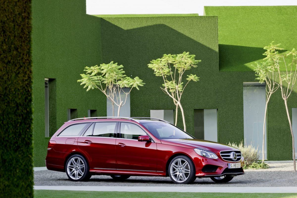 MERCEDES-BENZ