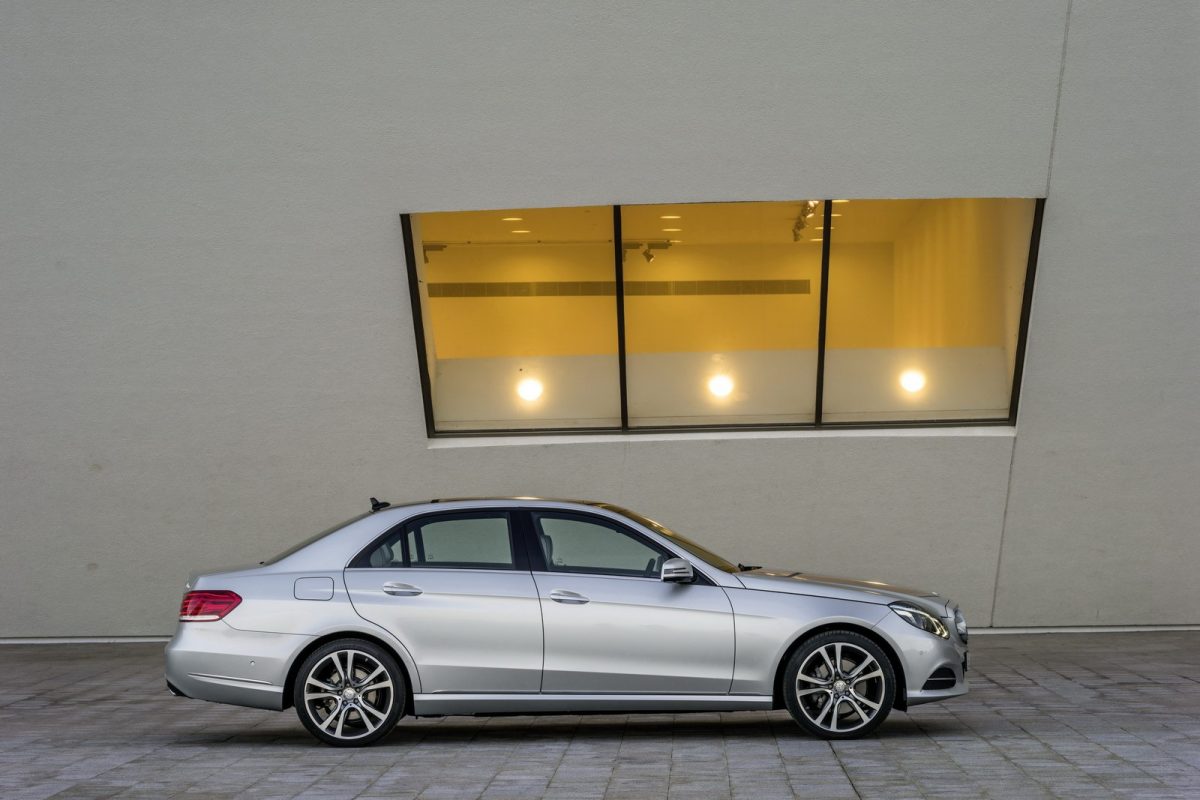 MERCEDES-BENZ