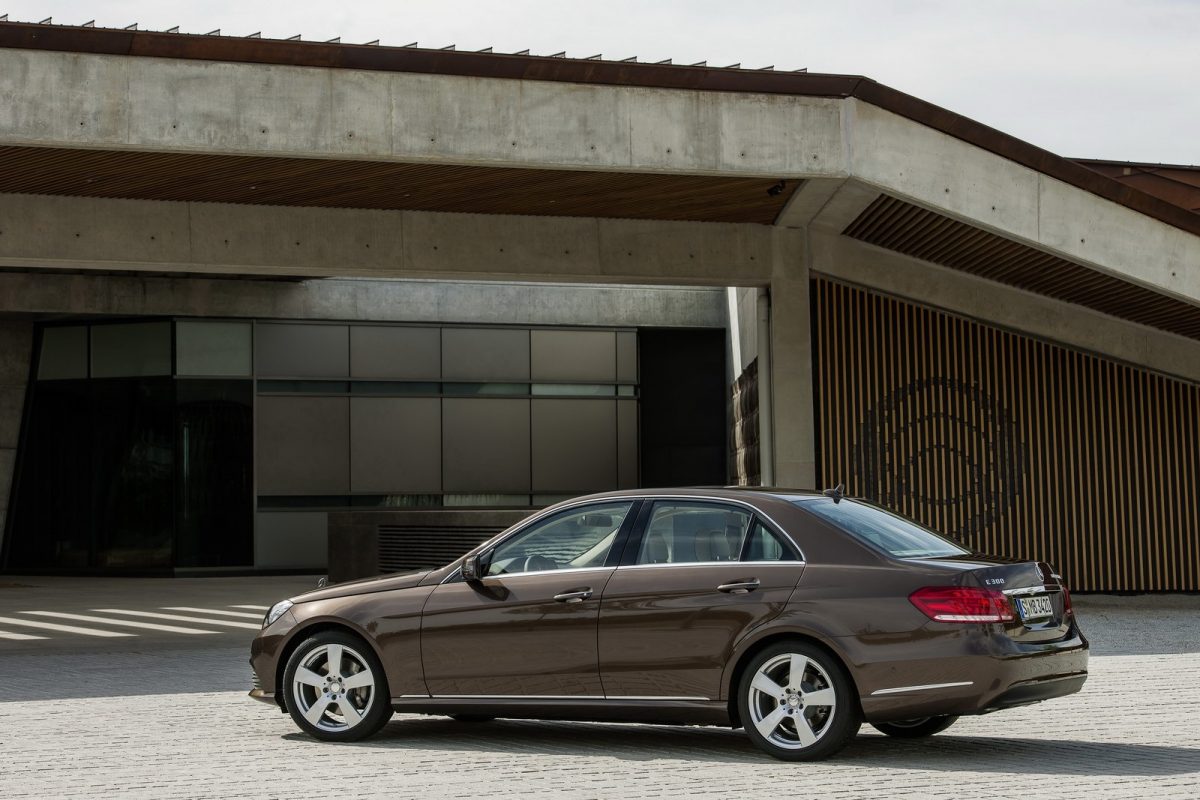 MERCEDES-BENZ