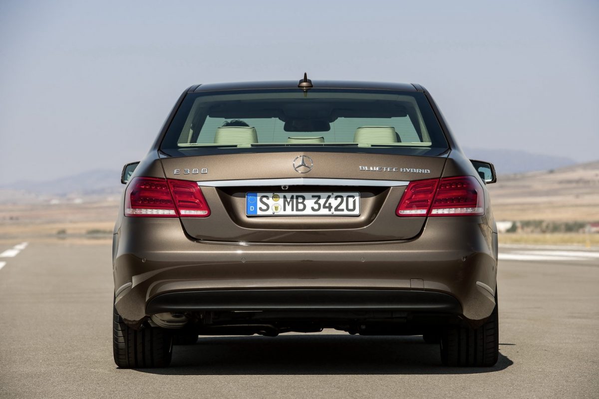 MERCEDES-BENZ