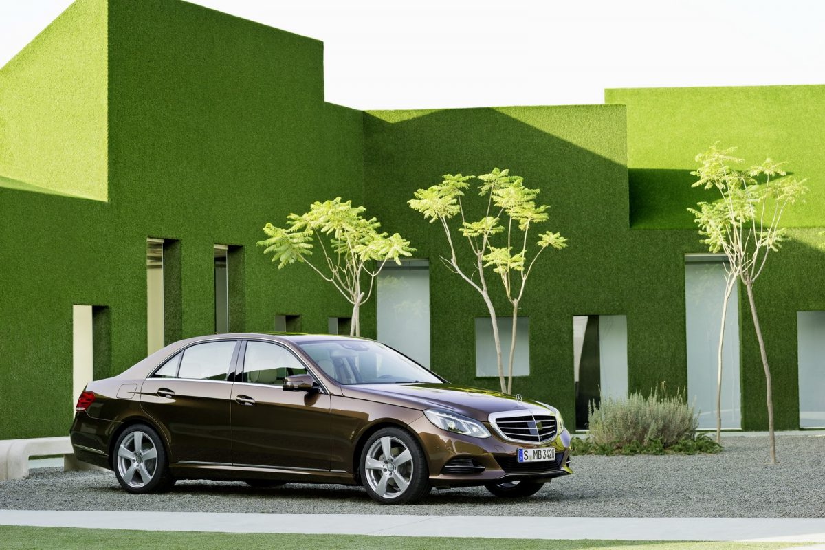 MERCEDES-BENZ