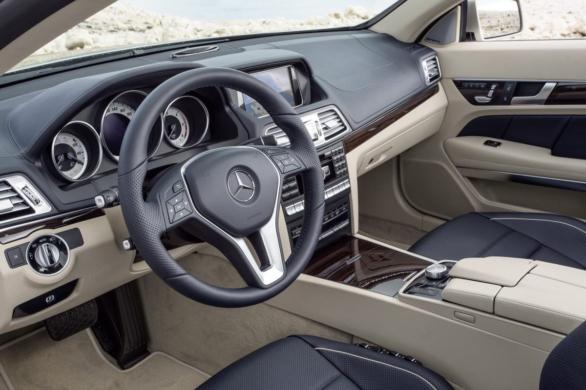 MERCEDES-BENZ E-OSZTÁLY