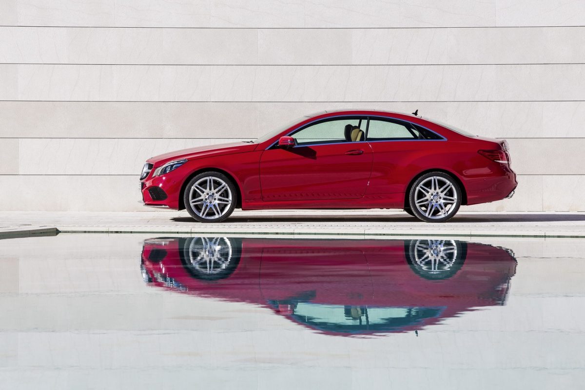MERCEDES-BENZ E-OSZTÁLY