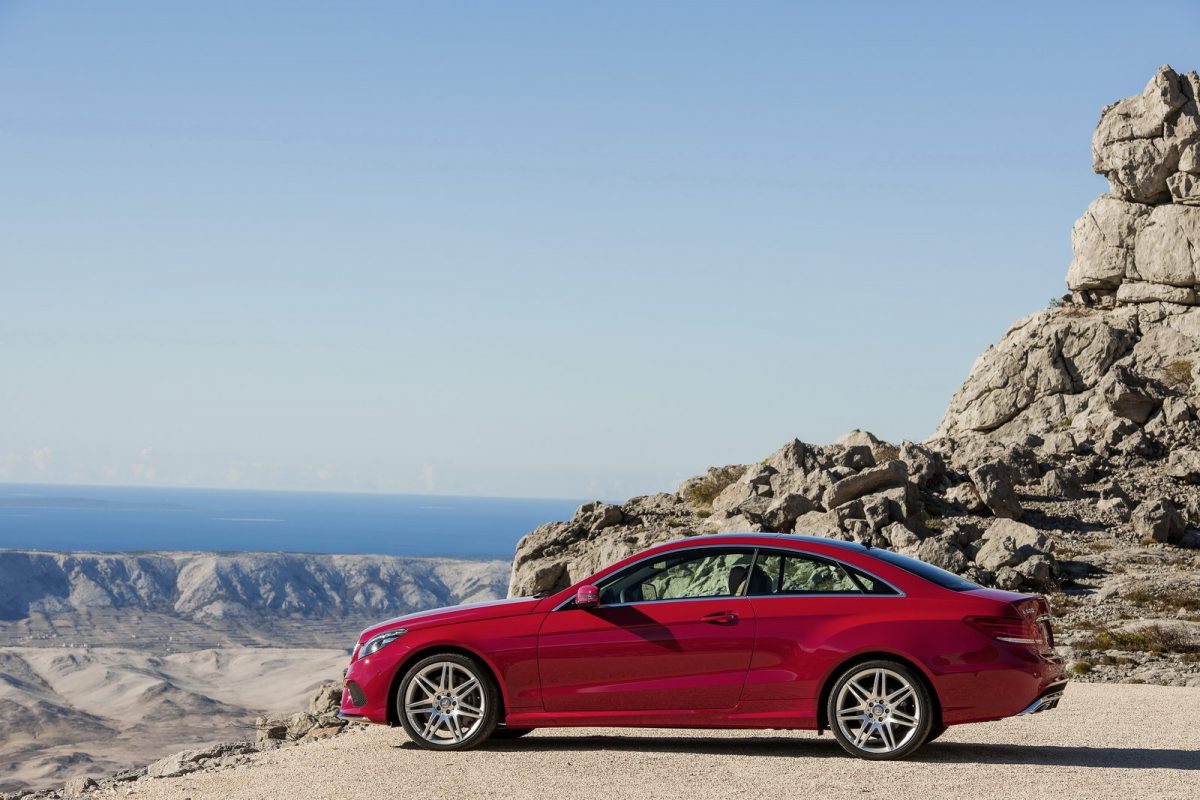 MERCEDES-BENZ E-OSZTÁLY