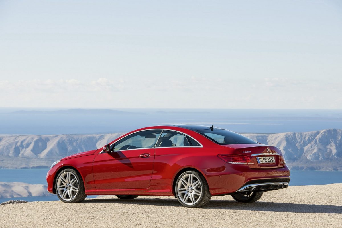 MERCEDES-BENZ E-OSZTÁLY