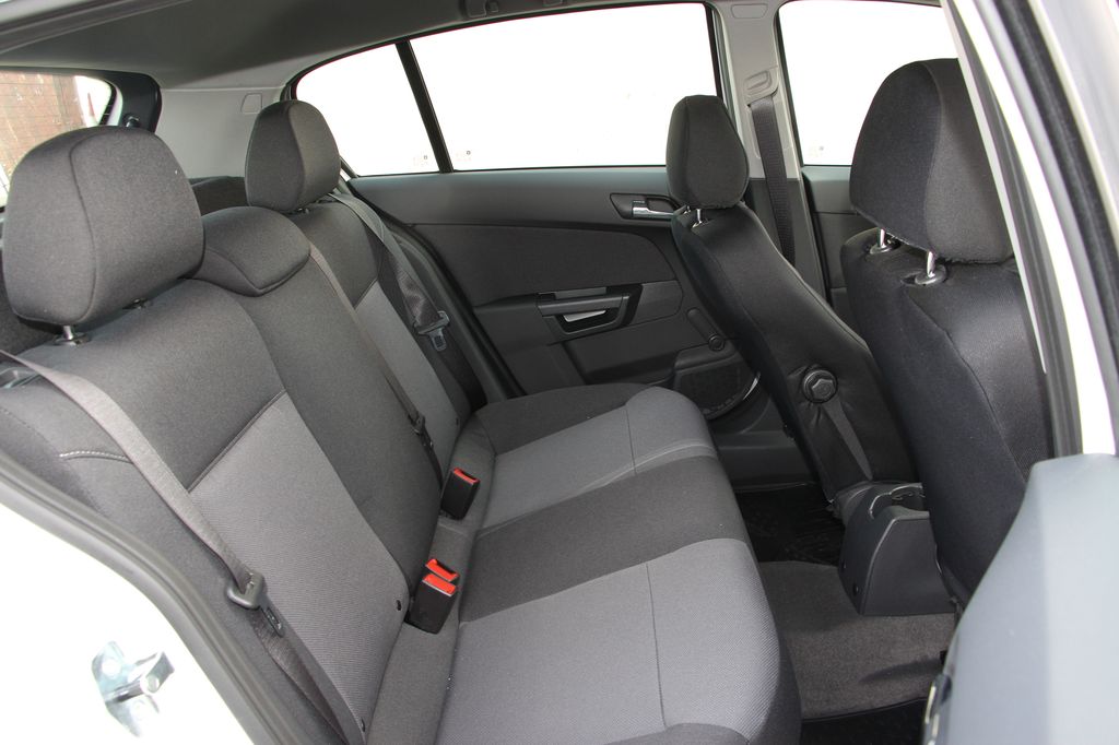 OPEL ASTRA H
