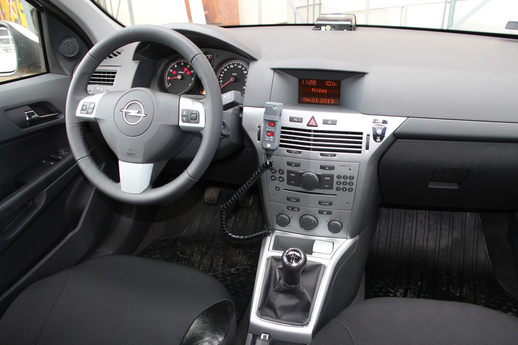 OPEL ASTRA H