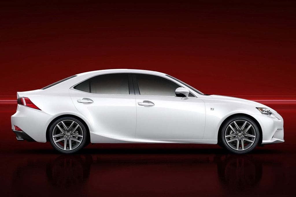LEXUS
