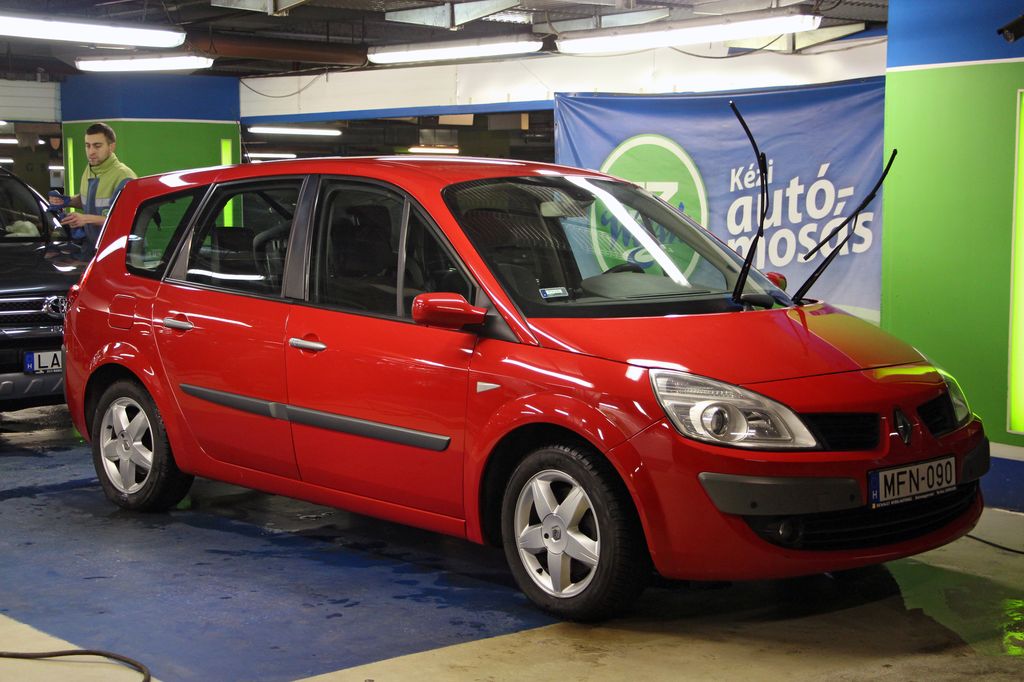 RENAULT SCENIC