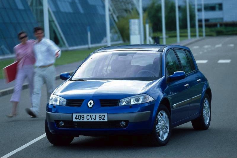 RENAULT