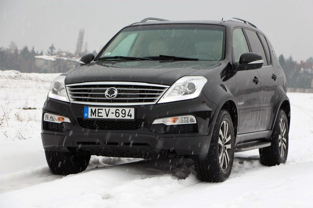 SSANGYONG REXTON