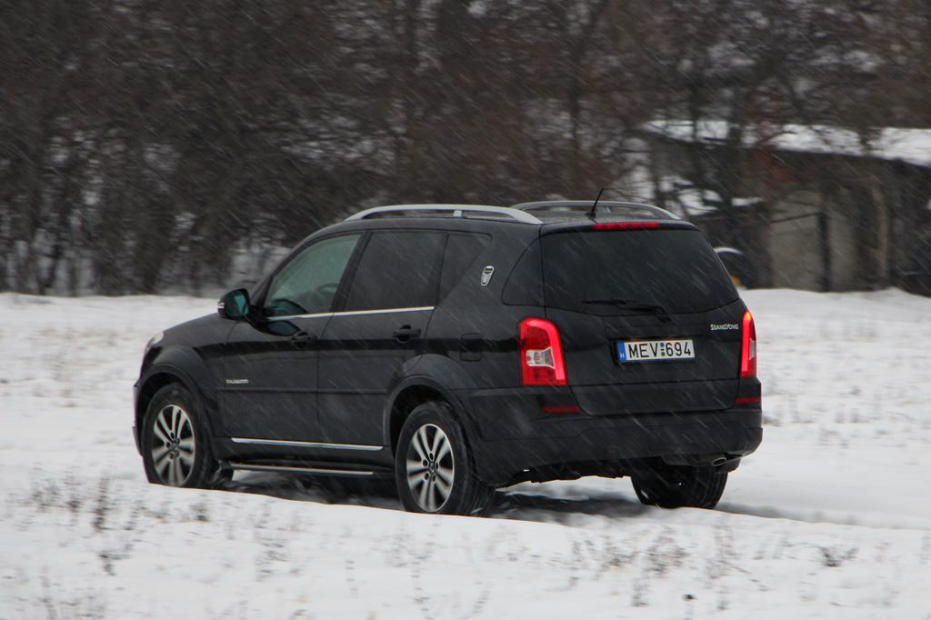 SSANGYONG REXTON