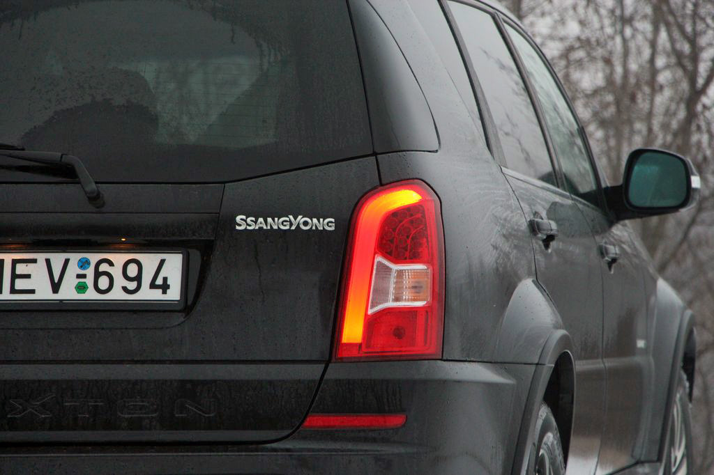 SSANGYONG REXTON