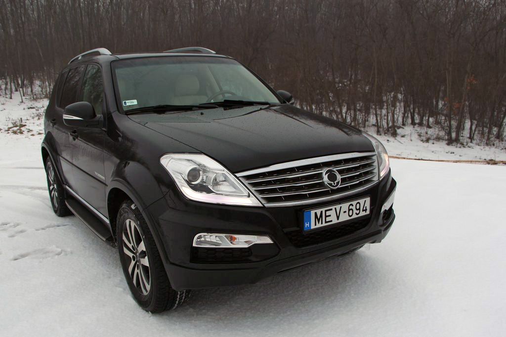 SSANGYONG REXTON