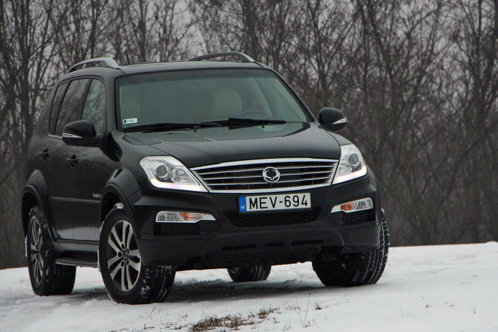 SSANGYONG REXTON
