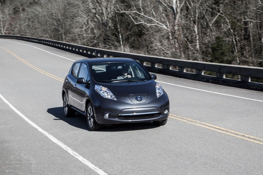 NISSAN LEAF