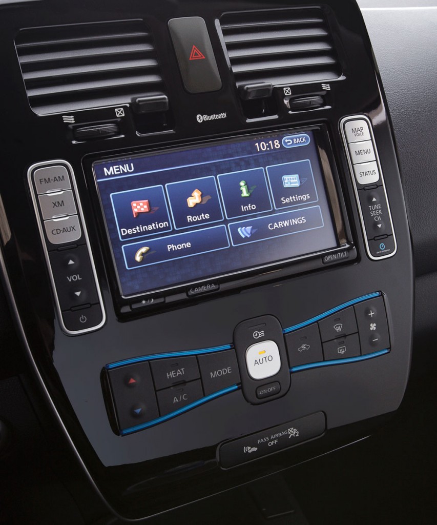 NISSAN LEAF