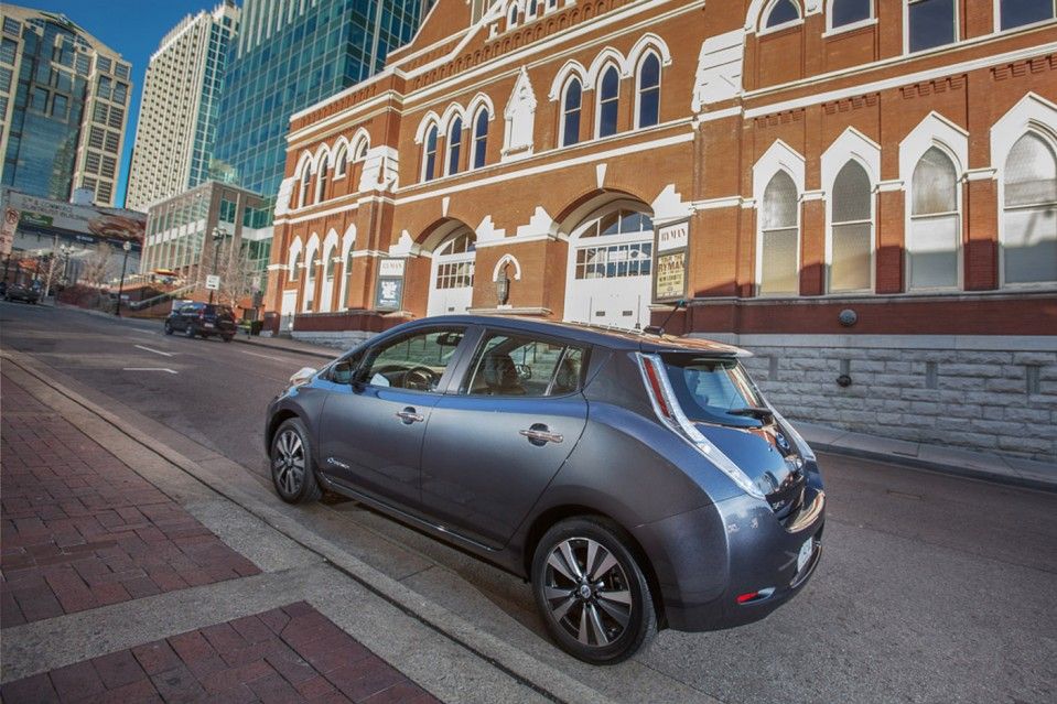 NISSAN LEAF