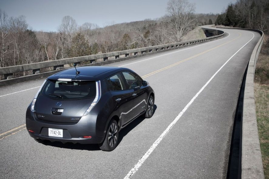 NISSAN LEAF