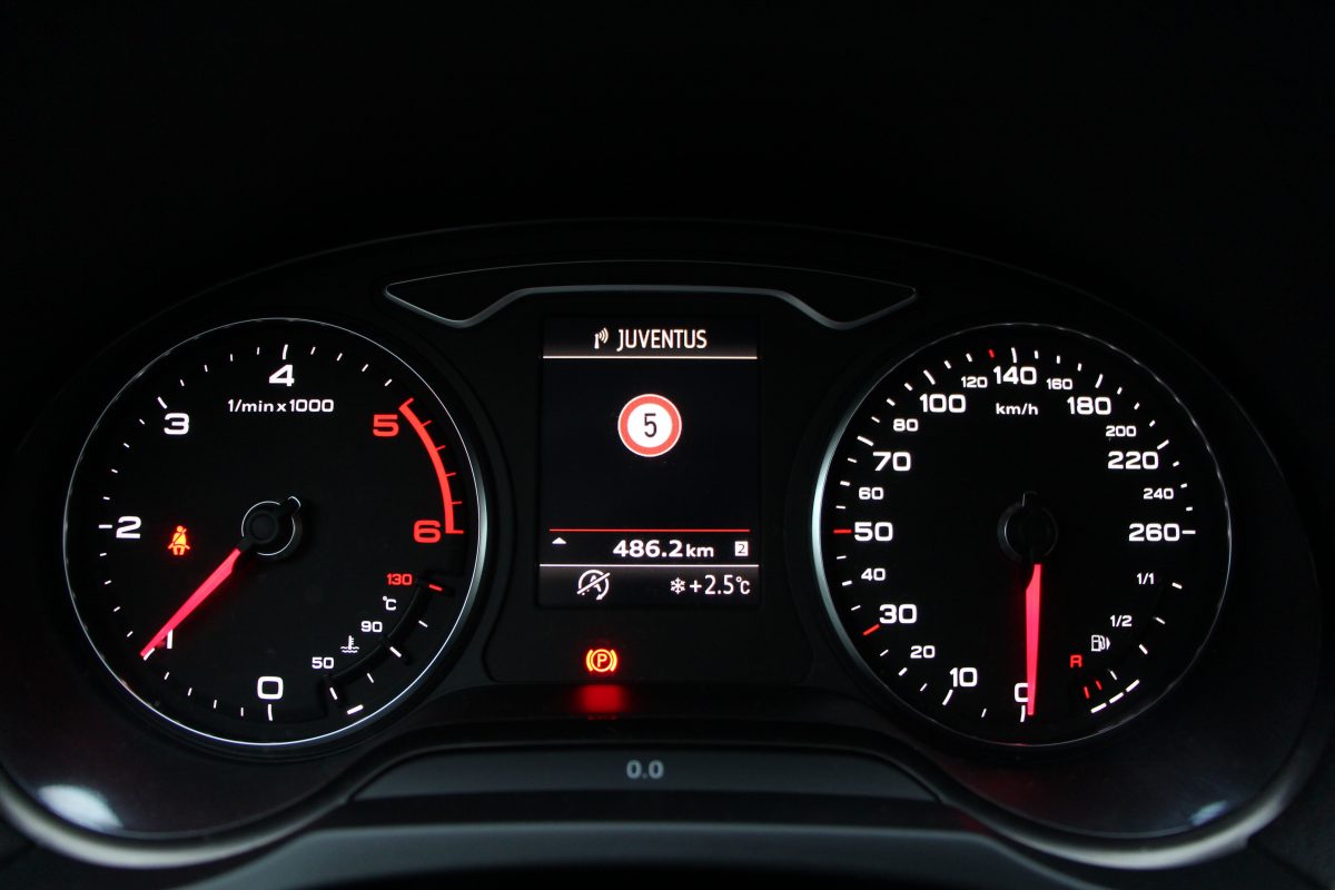 VOLKSWAGEN GOLF VII