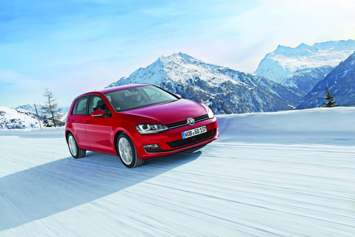 VOLKSWAGEN GOLF