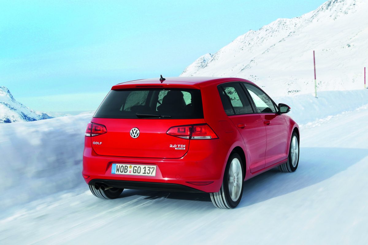 VOLKSWAGEN GOLF