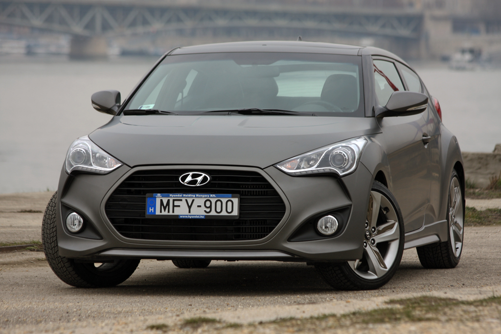 HYUNDAI VELOSTER