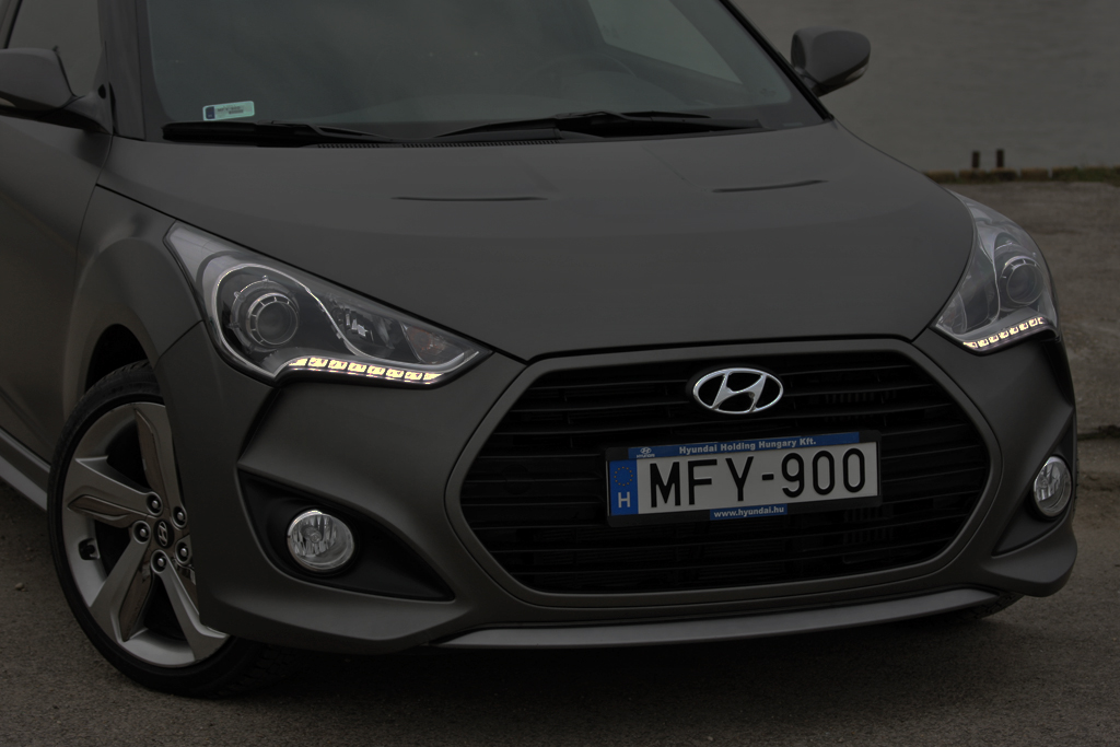 HYUNDAI VELOSTER