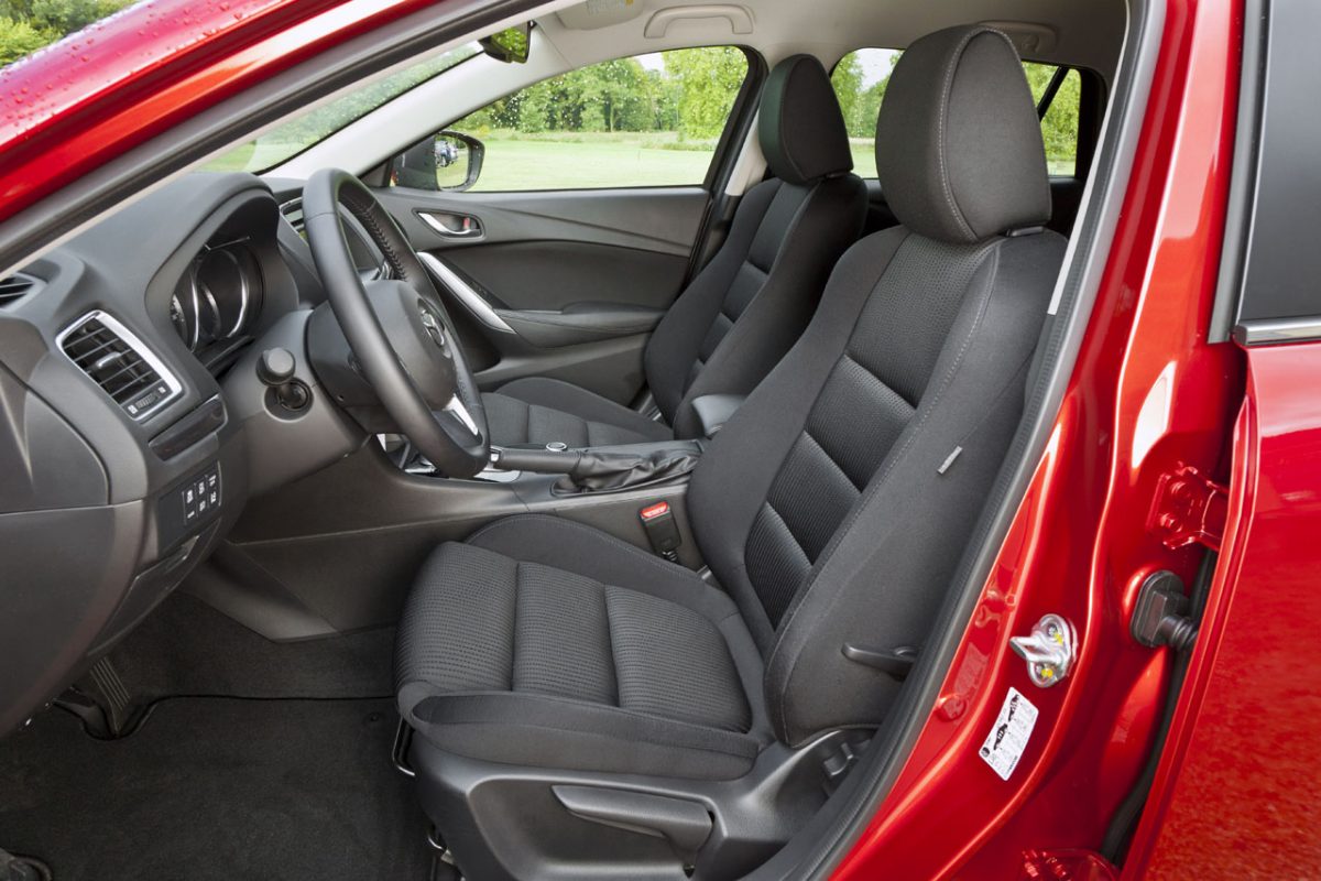 MAZDA 6
