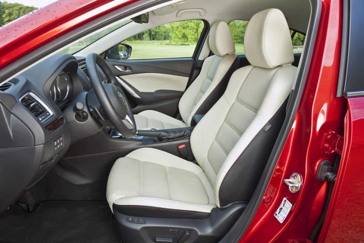 MAZDA 6