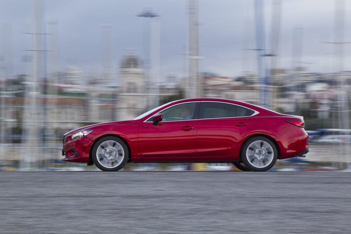 MAZDA 6