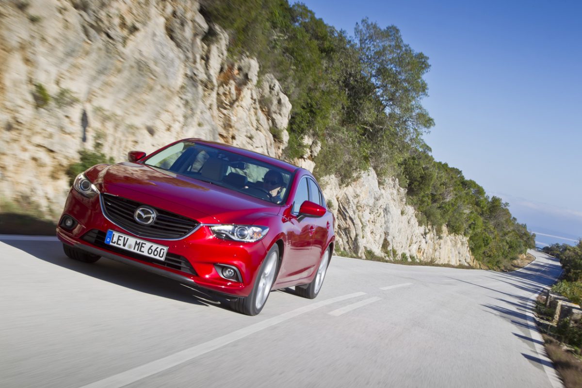 MAZDA 6