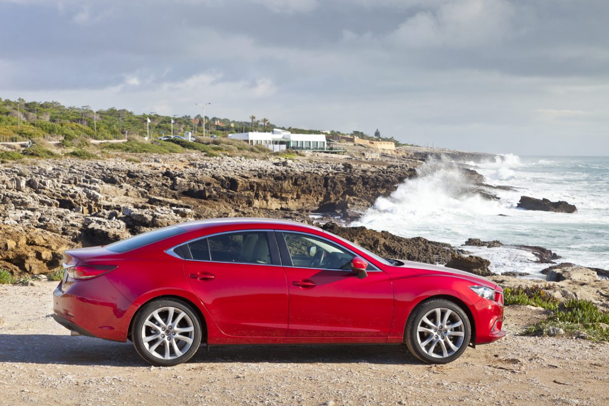 MAZDA 6
