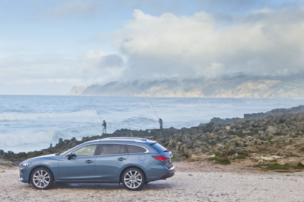 MAZDA 6
